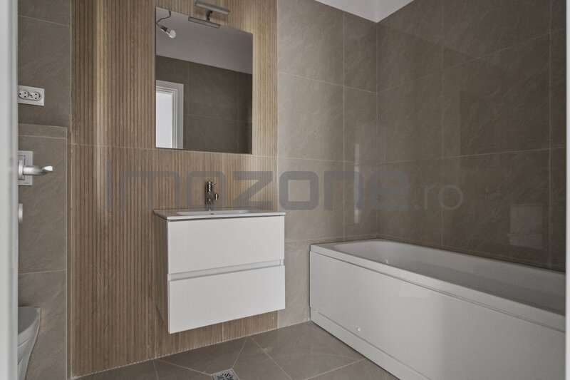 Apartament 2 camere decomandat   62.8 mp  metrou langa bloc comision 0%  finisat modern